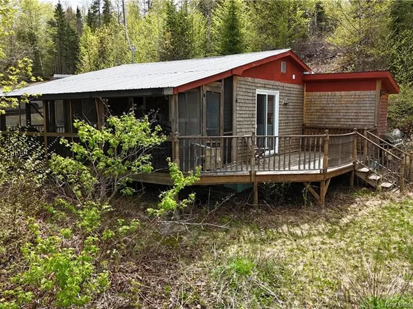 990 Bloomfield Ridge Rd, Upper Miramichi, NB E6A 1V2
