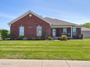 9903 Valley Farms Blvd, Louisville, KY 40272