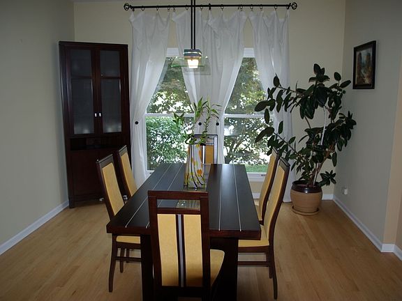 seperate dining room