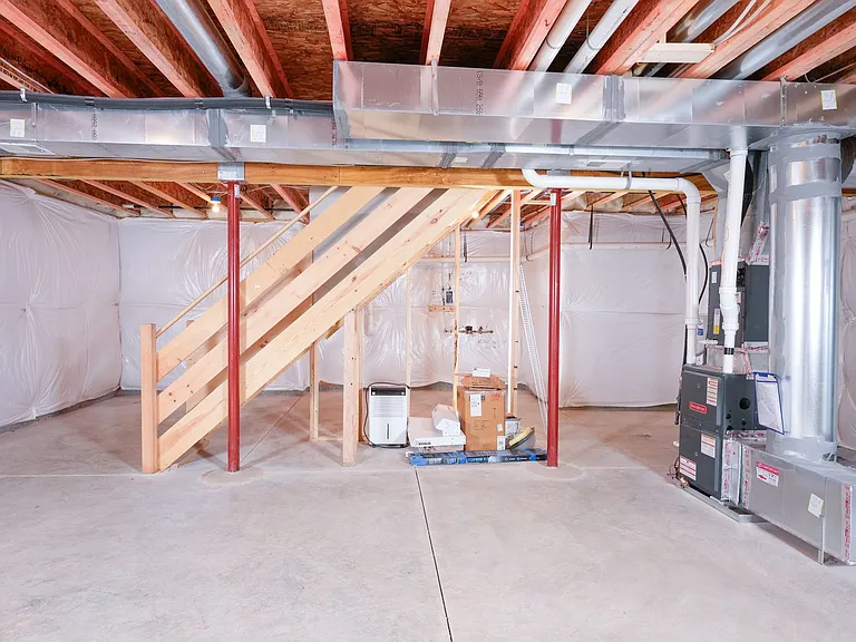 245 Hollyhock Dr — Photo 59