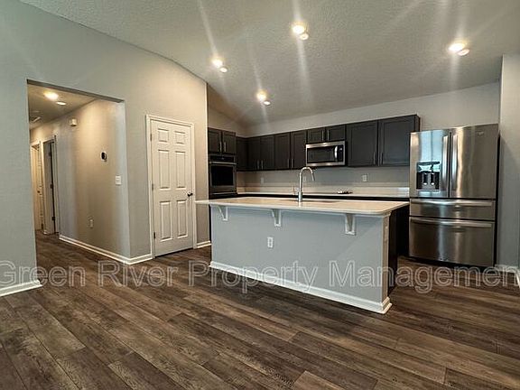 5th image of 1723 Carter Landing Blvd