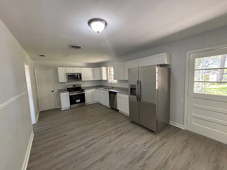 8447 S Parkland Dr — Photo 5