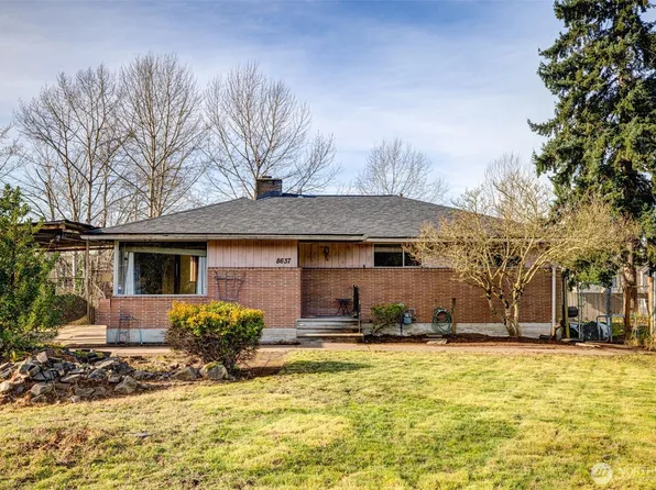 8637 24th Avenue SW, Seattle, WA 98106