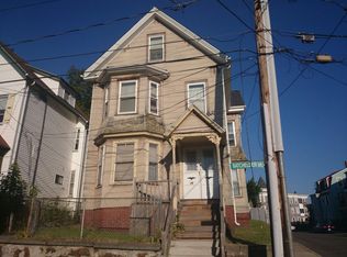 16 Batchelder St, Dorchester, MA 02125