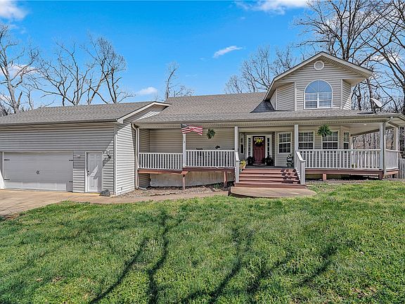 2nd image of 106 Deer Ridge Rd NE