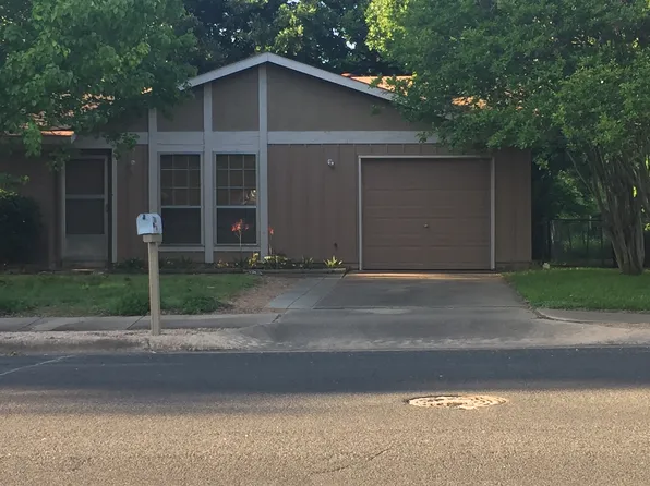 700 Great Britain Blvd, Austin, TX 78748