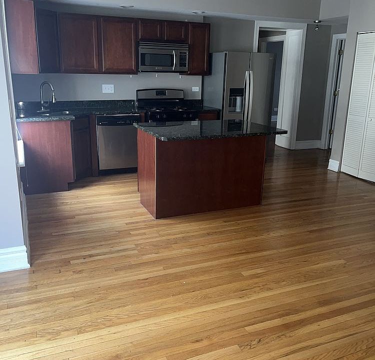 1st image of 6616 S Kenwood Ave APT 202