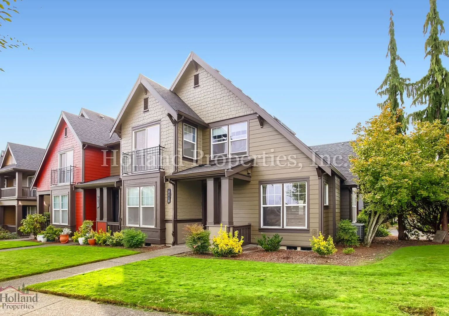 Beautiful 2-Bedroom Home with Comfort, Style & Convenience — Photo 2