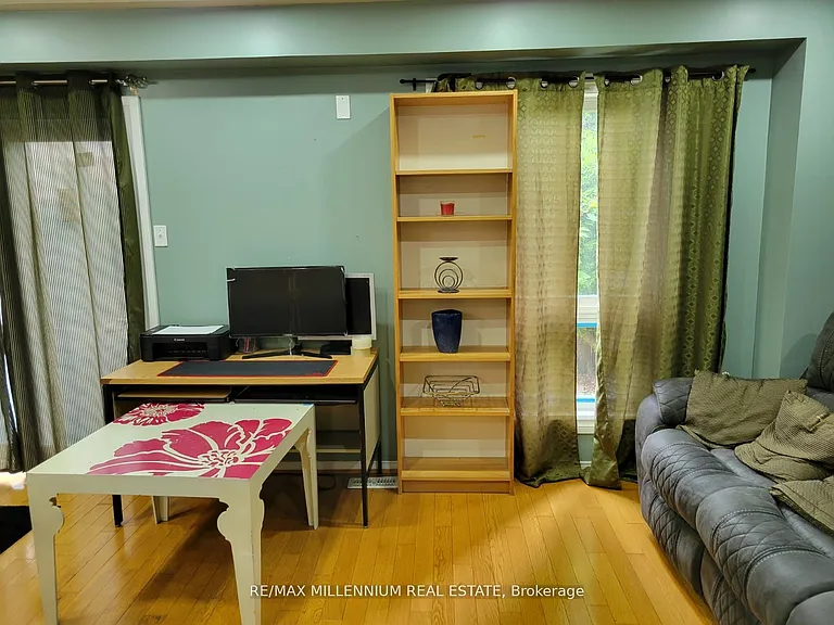 13 Wickstead Ct #75 — Photo 8
