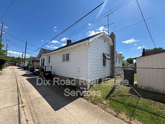 5th image of 1324 Campbell Ave