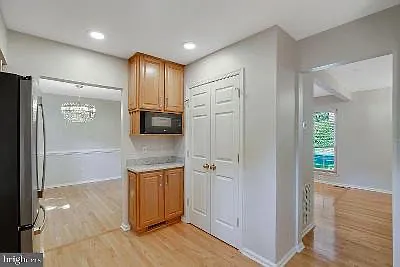 10217 Marshall Pond Rd — Photo 10