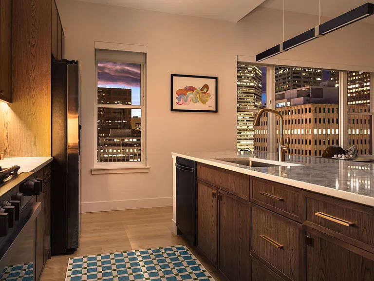 NOVEL Uptown by Crescent Communities — Photo 32
