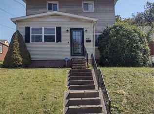 418 Argonne Dr, New Kensington, PA