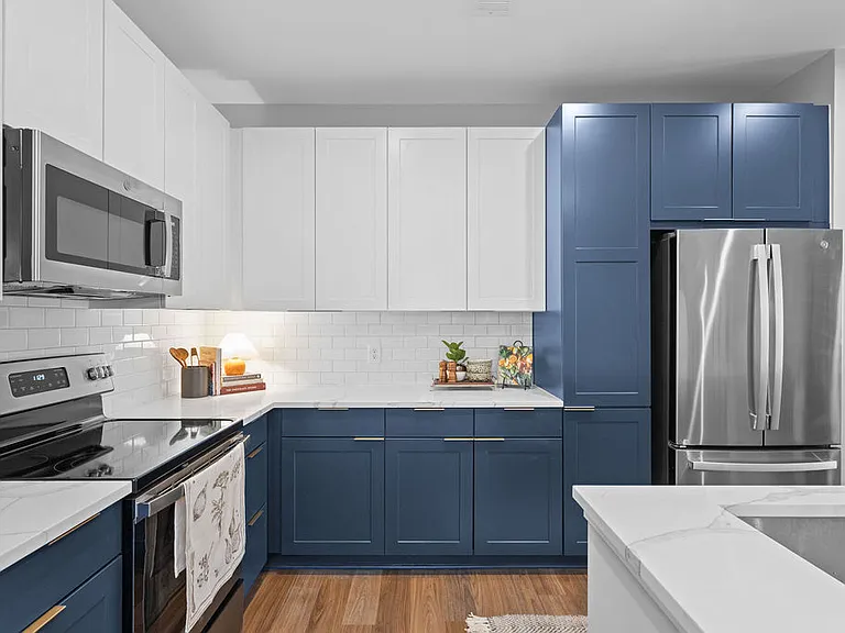 The Rowe at Commonwealth — Photo 30
