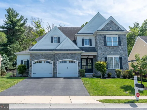 360 Addison Pl, Lancaster, PA 17601