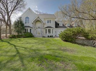 2347 Pagel Rd, Mendota Heights, MN 55120