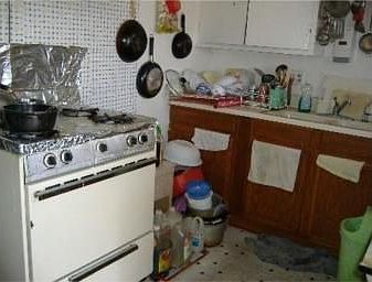 5th image of 325 W Newby Ave