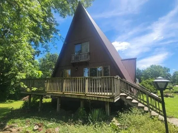 1521 Hillview Ln, Galena, KS 66739
