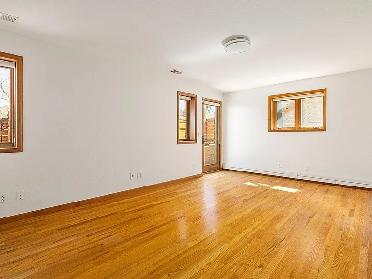 3966 Promontory Ct — Photo 25