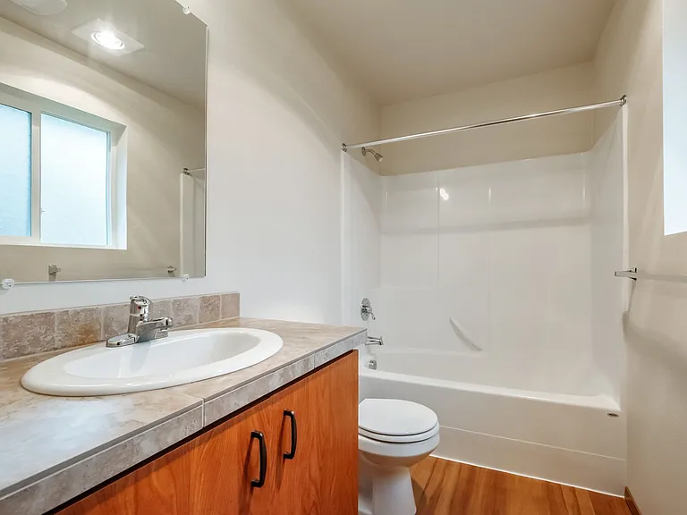 Aspen Place Apartments — Photo 78
