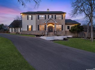 8513 Raintree Woods Dr, Fair Oaks Ranch, TX 78015