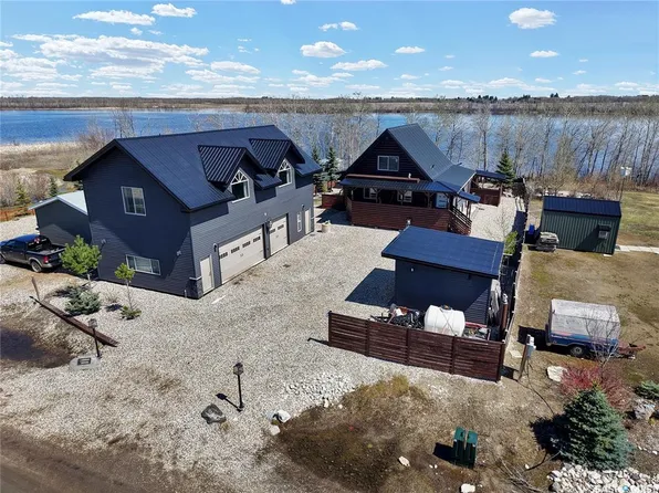 43 Lakeshore DRIVE, Three Lakes Rm No. 400, SK S0K 2X0