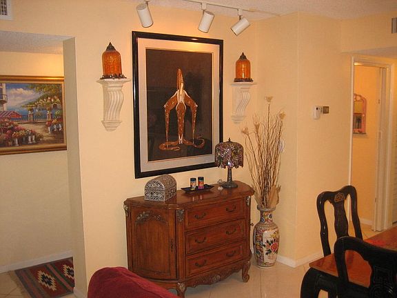 3rd image of 6655 Kensington Ln APT 208