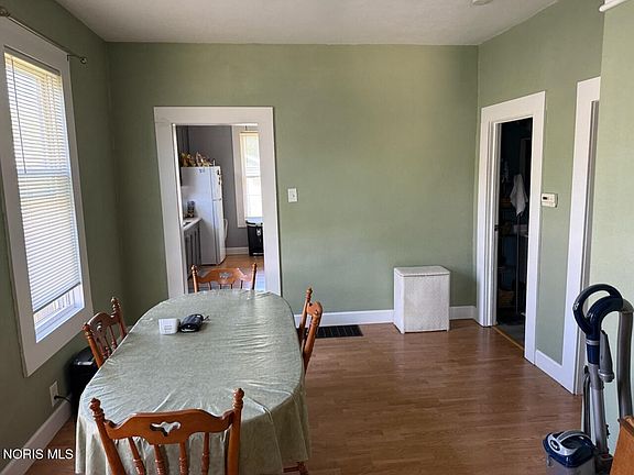 5th image of 525 Plymouth St