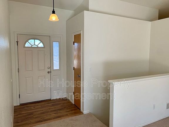 5th image of 3136 51st Ave