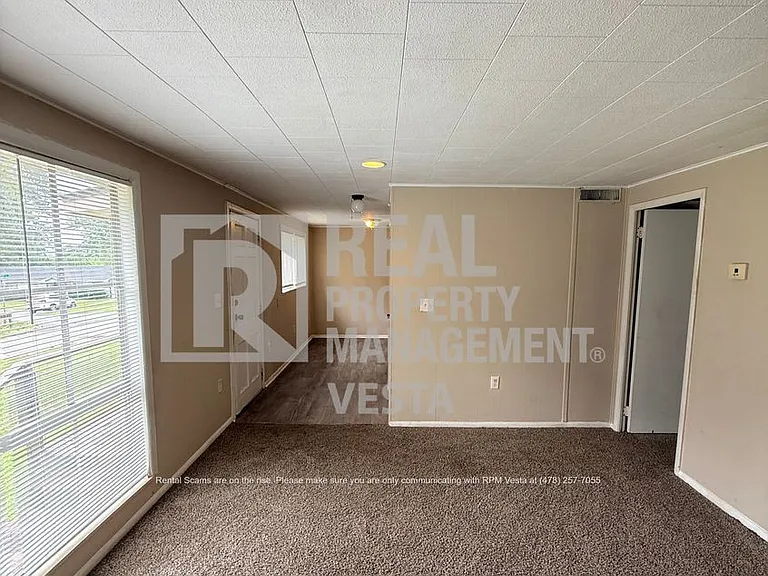 620 Cedarwood Dr — Photo 6