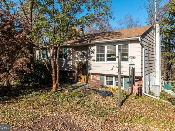 38 Beverly Dr, Kintnersville, PA 18930