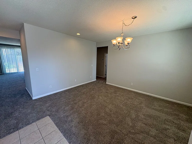 1332 Tuolumne Way — Photo 2