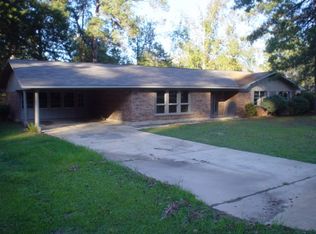 1513 Susek Dr, Pineville, LA 71360