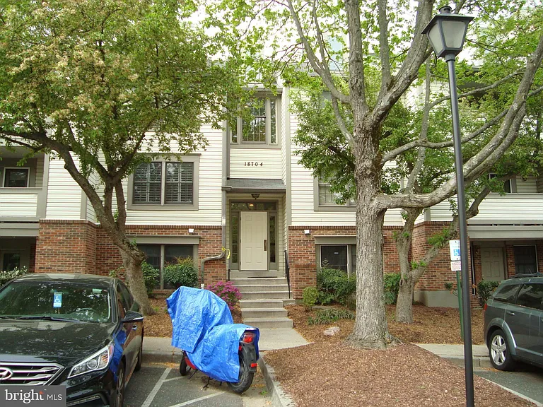 18704 Caledonia Ct #B — Photo 1