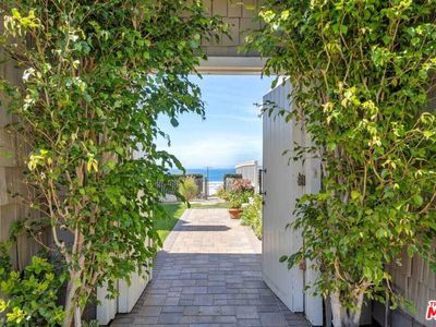 6439 Surfside Way, Malibu, CA, 90265