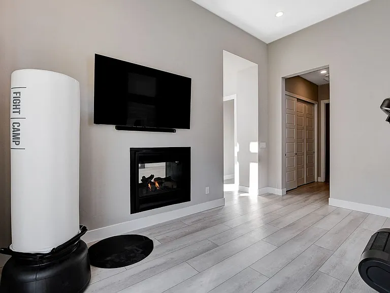 5289 Feathertop Dr — Photo 29