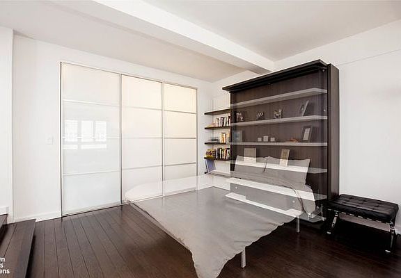 5th image of 333 W 57th St APT 602