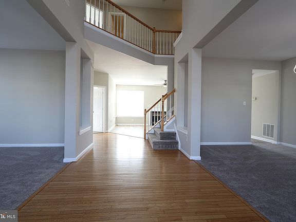 5th image of 11705 Thrasher Ct