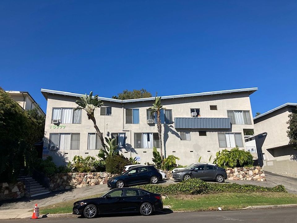1st image of 10777 Rose Ave APT 17