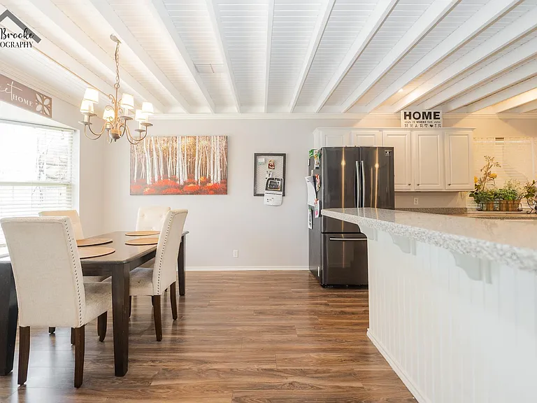 800 Shore Line Dr — Photo 9
