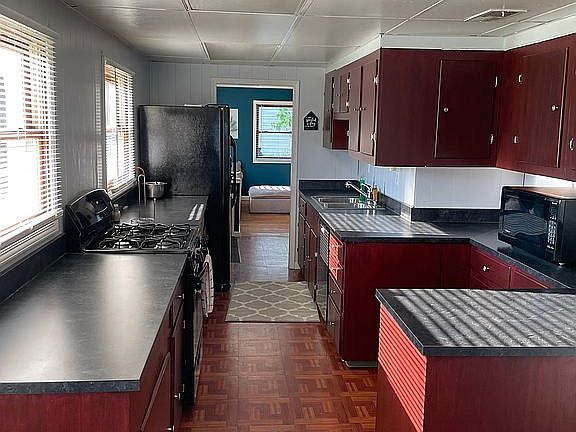 3rd image of 12447 Harmony Dr