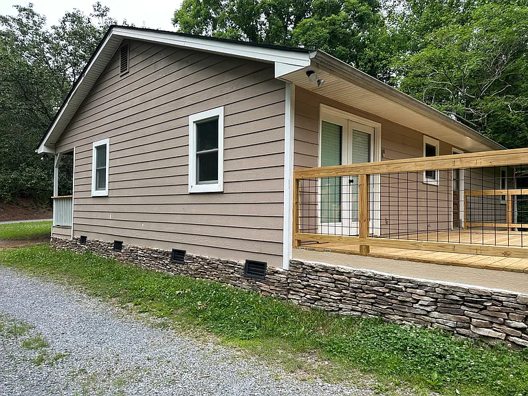 1500 Miller Rd SE — Photo 26
