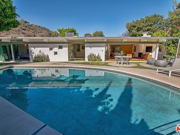 2nd image of 7536 Kimdale Ln