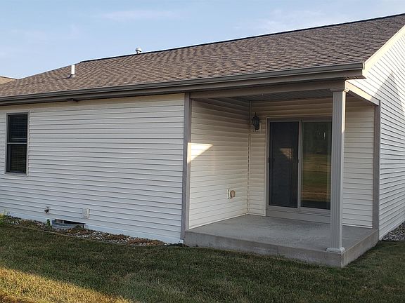 2nd image of 1572 Harvest Dr
