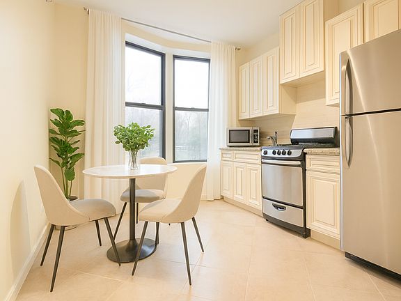 2nd image of 277 Classon Ave #1K