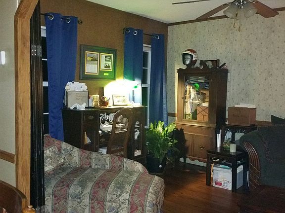 Keeping Room/office