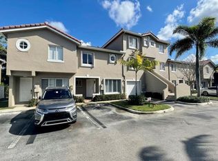 136 Riviera Cir #1, Fort Lauderdale, FL 33326