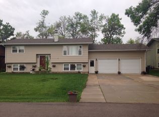 8 Swan Ln, Spearfish, SD 57783