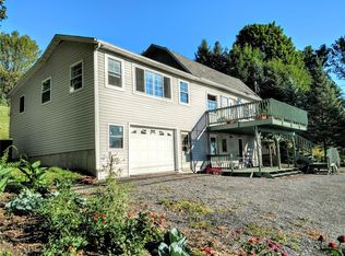 1562 W Lake Rd, Penn Yan, NY 14527