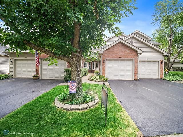 1st image of 1429 Golfview Dr